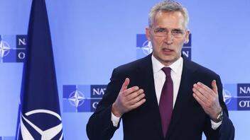 Στόλτενμπεργκ: Θα δοθεί αποφασιστική απάντηση σε τυχόν πλήγματα στις καίριες υποδομές μελών του ΝΑΤΟ