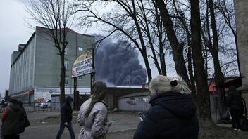 Ουκρανία: Σε δέκα ανήλθαν οι νεκροί από το χθεσινό ρωσικό πλήγμα στη Λβιβ 