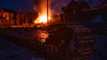 Πόλεμος στην Ουκρανία: Υπό πολιορκία Κίεβο, Χάρκοβο και Μαριούπολη