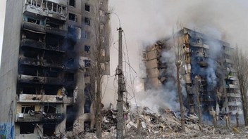Πόλεμος στην Ουκρανία: Οι Ρώσοι «πήραν» τη Χερσώνα - Συνεχείς εκρήξεις στο Κίεβο