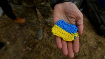 Μια αγκαλιά κι ένα "σπίτι" για Ουκρανούς αμάχους στα Χανιά
