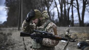 Πόλεμος στην Ουκρανία: Ρωσικές δυνάμεις «περικυκλώνουν» αρκετές πόλεις