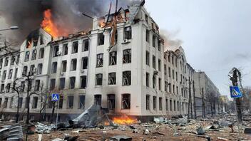 Χάρκοβο: Τουλάχιστον τρία άτομα σκοτώθηκαν σε βομβαρδισμο