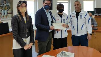 Αθλητές και αθλήτριες που διακρίθηκαν σε Πανελλήνιους Αγώνες τίμησε ο Δήμαρχος Μαλεβιζίου