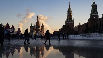 Η ρωσική βουλή ενέκρινε νομοσχέδιο που αναγνωρίζει ως «ξένους πράκτορες» και άτομα χωρίς ξένη χρηματοδότηση