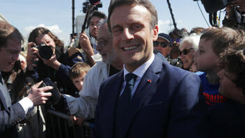 Γαλλικές εκλογές: Νικητής ο Μακρόν με 55,5% σύμφωνα με την τελευταία δημοσκόπηση 