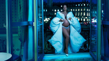 Εγκυμοσύνη και στυλ: Η Ριάνα εκθαμβωτική στο εξώφυλλο της Vogue