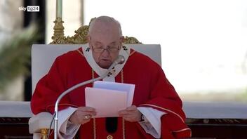 Πάπας Φραγκίσκος: «Με την παραφροσύνη του πολέμου, ο Χριστός σταυρώνεται και πάλι»