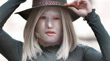 Η Ιωάννα Παλιοσπύρου για πρώτη φορά χωρίς τη μάσκα