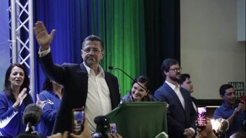 Κ.Ρίκα: Νέος πρόεδρος, ο συντηρητικός Ροδρίγο Τσάβες