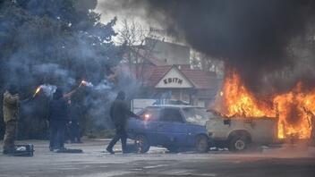 Ουκρανία: Ρώσοι έριξαν δακρυγόνα για να διαλύσουν μια διαδήλωση κατοίκων της Χερσώνας