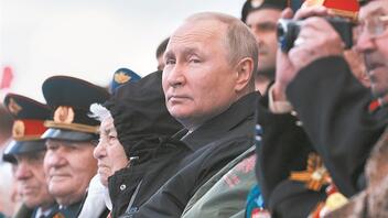 Σημάδια που δείχνουν τα προβλήματα υγείας του Βλαντίμιρ Πούτιν