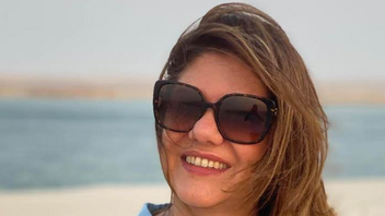 Σιρίν Αμπού Άκλεχ: Ποια ήταν η δημοσιογράφος που έπεσε νεκρή από ισραηλινά πυρά