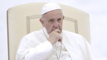 «Συντετριμμένος» ο πάπας Φραγκίσκος από την πολύνεκρη επίθεση στο Τέξας
