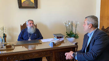 Τα ζητήματα της Εκκλησίας της Κρήτης στο επίκεντρο συνάντησης του Αρχιεπισκόπου Κρήτης με τον Χ. Μαμουλάκη