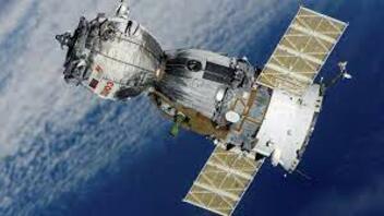 Ρώσικος δορυφόρος που θα παρακολουθούσε την Ουκρανία πέφτει πίσω στη γη