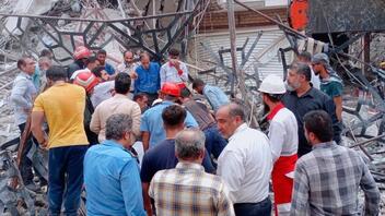 Iράν: Στους 6 οι νεκροί από την κατάρρευση πολυώροφου κτιρίου στο Αμπαντάν