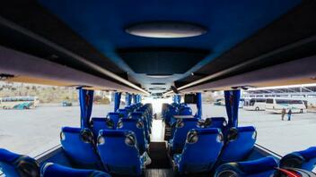 Στη Βουλή η ασφαλής μεταφορά μαθητών με σχολικά λεωφορεία