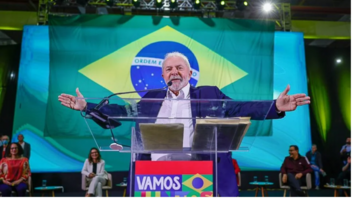  Προεδρικές εκλογές στη Βραζιλία: Ο Λούλα αυξάνει τη διαφορά από τον Ζαΐχ Μπολσονάρου