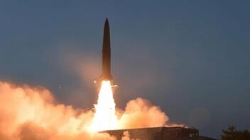 Βόρεια Κορέα: Εκτόξευσε βαλλιστικό πύραυλο «άγνωστου τύπου»