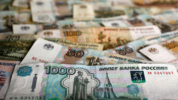 Ρωσία: Πώς οι δυτικές κυρώσεις ισχυροποίησαν το ρούβλι
