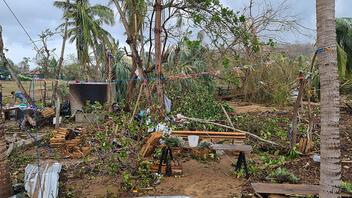 Κυκλώνας Αγκάθα: Δέκα νεκροί και τουλάχιστον είκοσι αγνοούμενοι στο νότιο Μεξικό