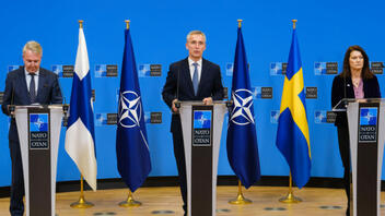 ΗΠΑ: Η ένταξη Φινλανδίας και Σουηδίας στο ΝΑΤΟ θα φέρει σε δύσκολη στρατιωτική θέση τη Ρωσία