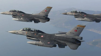 Νέες υπερπτήσεις τουρκικών F-16 και F-4 πάνω από ελληνικές νησίδες