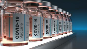 Κορωνοϊός: To πρώτο crash test τεσσάρων εμβολίων