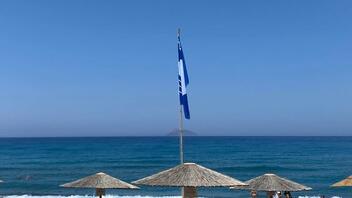 Έχασαν τις γαλάζιες σημαίες οι παραλίες στην Παχειά Άμμο