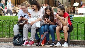 Το 1/3 των νέων στην Ευρώπη “καταναλώνει” παράνομο online περιεχόμενο