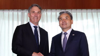 Συνάντηση υπουργών Άμυνας Αυστραλίας – Κίνας μετά από 3 χρόνια