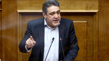 Ν. Ηγουμενίδης: «Είναι δυνατόν να ενημερώνομαι από τον κ. Σολτς για την άμυνα της χώρας μου;»