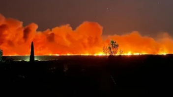 Πυρκαγιές στη νότια Γαλλία – Σε πύρινο κλοιό χωριά, ακραίες οι καιρικές συνθήκες