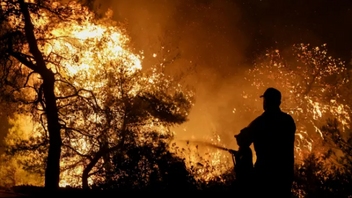Πολύ υψηλός κίνδυνος πυρκαγιάς και το Σάββατο - Στο πορτοκαλί η Κρήτη 