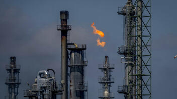 Οι υπουργοί Ενέργειας συζητούν ξανά για το πλαφόν στη χονδρική τιμή του αερίου