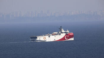 Το τουρκικό γεωτρύπανο «Αμπντουλχαμίτ Χαν» βγαίνει για έρευνες στη Μεσόγειο