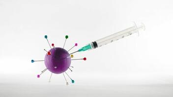 Ποιο εμβόλιο κατά του κορωνοϊού έσωσε τις περισσότερες ζωές το 2021;