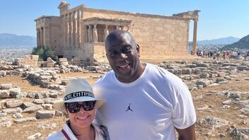 «Πρεσβευτής του ελληνικού τουρισμού» ο Μάτζικ Τζόνσον