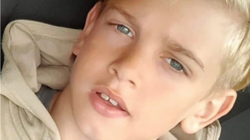 Βρετανία: Παραμένει σε μηχανική υποστήριξη o 12χρονος Άρτσι