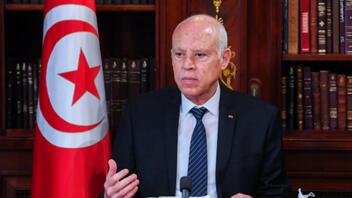 Τυνησία: Το νέο Σύνταγμα εγκρίθηκε με 96,4%, αλλά ψήφισε μόνο ένας στους τρεις