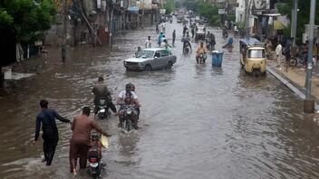 Πακιστάν: Χρειάζεται οικονομική βοήθεια για τις επιπτώσεις των πλημμυρών 