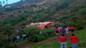 Περού: 16 νεκροί σε τροχαίο - Λεωφορείο έπεσε σε γκρεμό