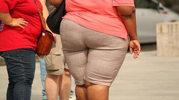  Έρευνα: Αυξημένος ο κίνδυνος παχυσαρκίας για τους εφήβους που δεν κοιμούνται αρκετά