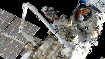 Κοσμοναύτης διέκοψε διαστημικό περίπατο εξαιτίας προβλήματος στον εξοπλισμό της στολής του