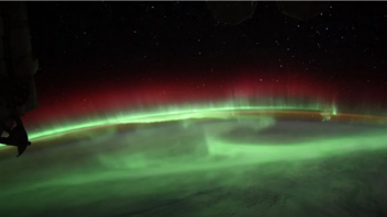  Μαγεύουν οι εικόνες από το σέλας που κατέγραψε αστροναύτης της NASA