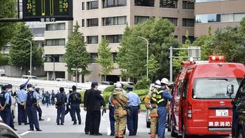 Ιαπωνία: Αυτοπυρπολήθηκε άνδρας κοντά στο γραφείο του πρωθυπουργού