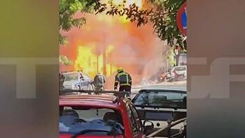 Αχαρνών: Κόλαση φωτιάς και συνεχείς εκρήξεις!