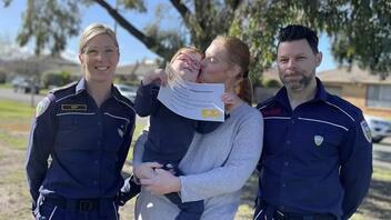 Αυστραλία: 4χρονο αγόρι έσωσε τη ζωή της μητέρας του