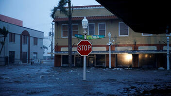 Μπάιντεν για κυκλώνα Ίαν: «Ίσως ο φονικότερος στην ιστορία της Φλόριντα»